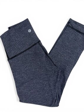 Lululemon Textured Knit High Rise Crop Leggings Blue Size 2 Yoga Gym